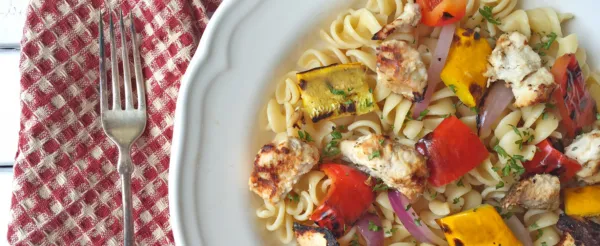 PÂTES AU POULET SHISH TAOUK