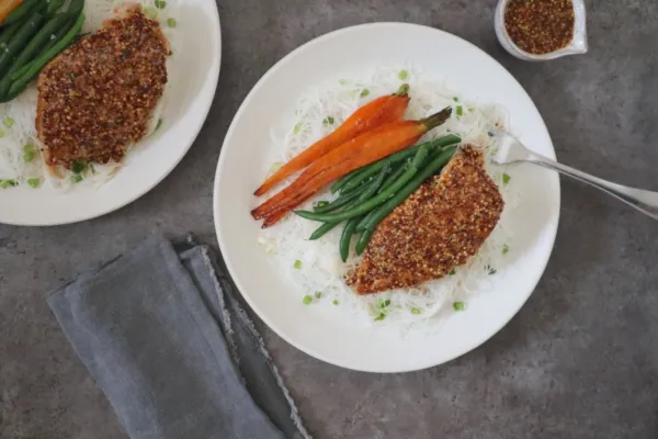 CHICKEN BREAST WITH OLD-FASHIONED MUSTARD AND MAPLE