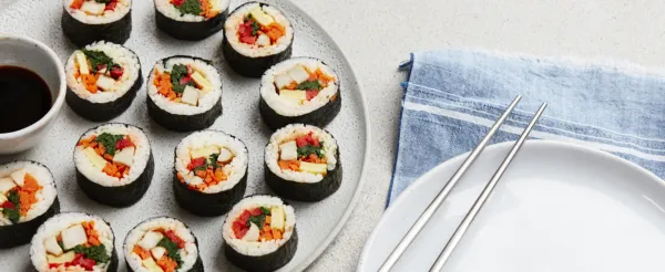 Chicken Kimbap (Korean Rolls)