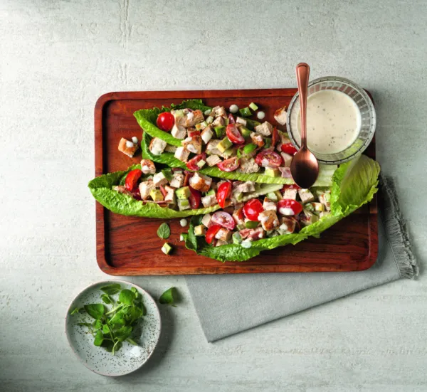 Salade BLT en feuilles de romaine