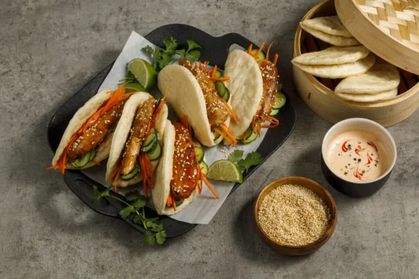 Bao buns au poulet à l'asiatique