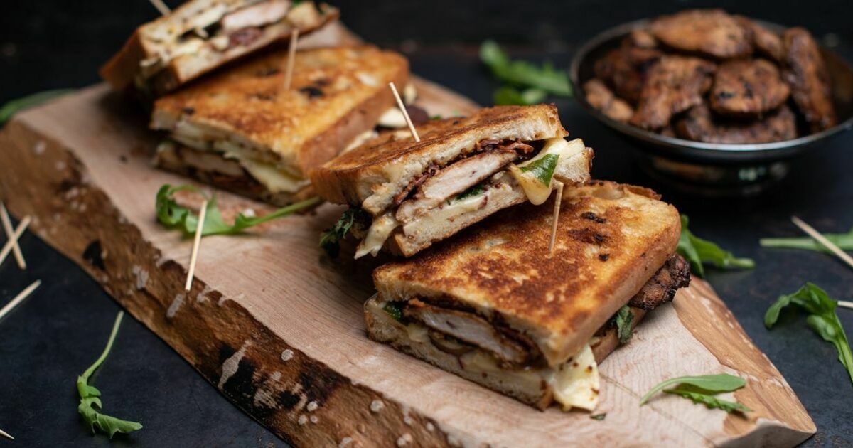 Grilled Cheese with Balsamic Vinegar Grilled Chicken, Brie… | Exceldor