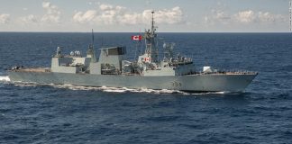 رویارویی دو جنگنده چینی با ناو جنگی کانادا در دریای چین شرقی