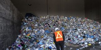 کانادا تا سال ۲۰۲۱ پلاستیکهای یکبار مصرف مضر را ممنوع میکند