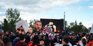 تماشای دسته جمعی و رایگان بازی تورنتو رپترز در کلگری