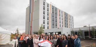 تبدیل هتل قدیمی به منزلگاهی برای بیخانمانها