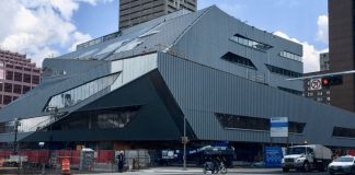 بازسازی کتابخانهٔ ادمونتون و تبدیل آن به شوخی اینترنتی