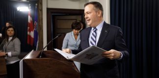 تدوین قانون جدید مهاجرت به کانادا با هدف حذف موانع تایید صلاحیت متخصصین خارجی