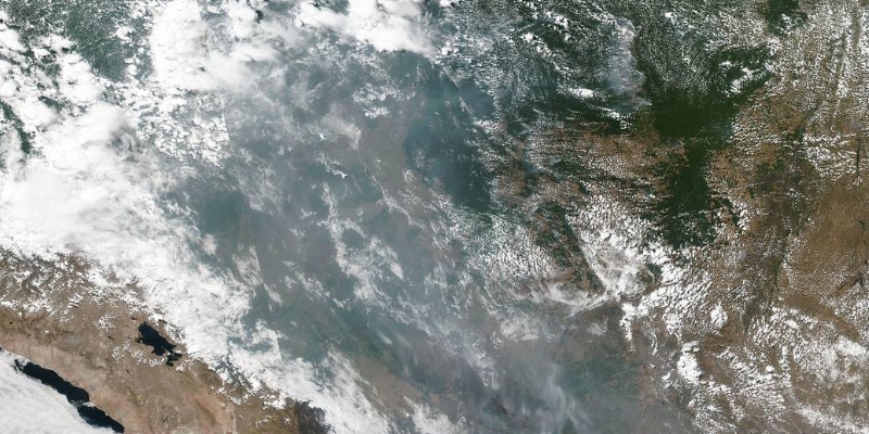 پیشنهاد کمک کانادا برای مهار آتشسوزی جنگلهای آمازون