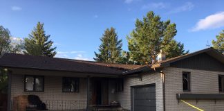 برخورد شبانهٔ رعد و برق با خانهای در کلگری