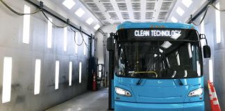 حزب سبز پیشنهاد یک برنامهی حمل و نقل عمومی بدون کربن میدهد