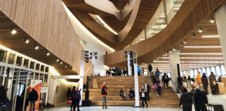 سالگرد یک سالگی کتابخانه مرکزی کلگری