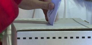 اگر تصمیم با دانشآموزهای کانادا بود، چه کسی برنده انتخابات میشد؟