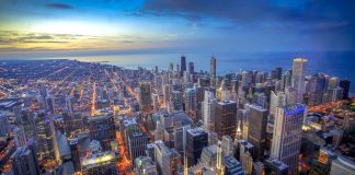 تنها با ۲۳۲ دلار، پرواز رفت و برگشت بدون توقف از کلگری به شیکاگو