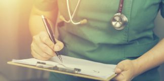 اعتراض پرستاران به تصمیم جدید دولت آلبرتا درباره دستمزدها