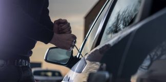 پرونده سارقین مسلح خودروها در کلگری با ۱۵۵ مورد اتهامی به دادگاه میرود