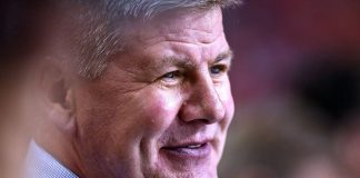 استعفای مربی Calgary Flames به دلیل طرح اتهامات نژادپرستانه