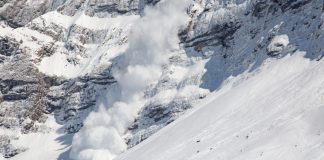 هشدار ریزش بهمن در مناطق کوهستانی بی.سی و آلبرتا