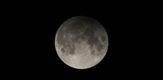 ۱۰ ژانویه، ماه کامل در آسمان کانادا