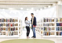 تئاتر مارتا کوهنِ کلگری از ۲۶ فوریه تا ۱۵ مارس میزبان نمایش Actually است