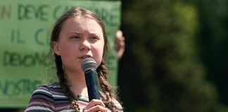 انتقادها از یک کمپانی انرژی در آلبرتا به دلیل تصویرگری جنسی از گرتا تونبرگ