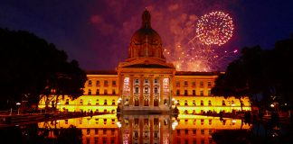 مراسم آتشبازی Canada Day در ادمونتون لغو شد