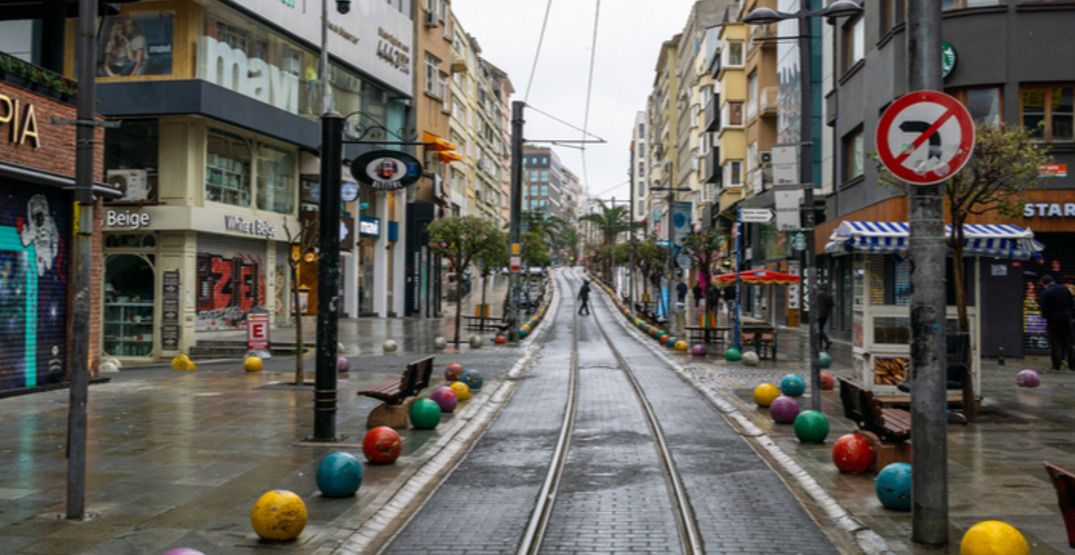 تصاویری از خیابان های معروف جهان که حالا خاموش و ساکت شده اند