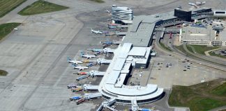 ۴۰٪ از کارمندان فرودگاه ادمونتون اخراج میشوند