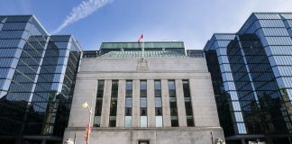 افزایش نگرانیها درباره رشد تورم، رکود و بدهی دولت