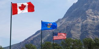 مجوز سفر آمریکاییها به آلاسکا از خاک کانادا و چالشهای آن