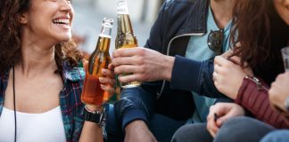 ونکوور طرح مصرف الکل در اماکن عمومی را دوباره بررسی میکند