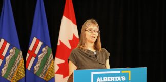 ادمونتون همچنان پیشتاز مبتلایان به کروناویروس در آلبرتا deena-hinshaw