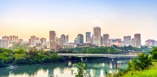 بیش از نیمی از موارد فعال کروناویروس آلبرتا در ادمونتون هستند