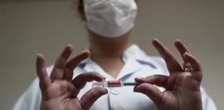 چرا برخی کشورها زودتر به واکسن کووید-۱۹ دسترسی مییابند؟