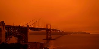 چهره آخرالزمانی سانفرانسیسکو همزمان با ادامه آتشسوزیها
