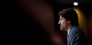 ترودو از مردم خواست به برنامهٔ ترمیم اقتصادی پسا-کووید اعتماد کنند