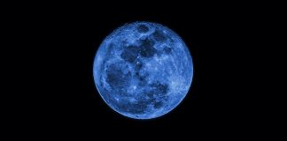 شب هالووین و ماه آبی کمنظیر در آسمان کانادا