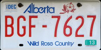 پلاکهای اتومبیل آلبرتا هوشمند میشوند