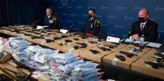 کشف مقادیر زیادی مواد مخدر و سلاح در تورنتو