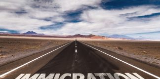 آیا با امتیاز CRS پایین بایستی وارد Express Entry شویم؟