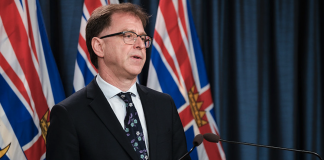 برخی پزشکان بریتیشکلمبیا دوز دوم واکسن را خارج نوبت زدهاند!