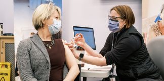 برنامه واکسیناسیون سراسری بریتیش کلمبیا تا آخر ژانویه نهایی میشود