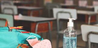 هزاران امضای مردم بریتیش کلمبیا زیر درخواست ادامهٔ تعطیلی مدارس