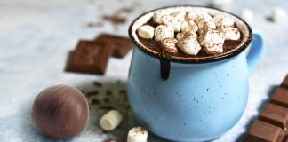 دستور تهیه هاتچاکلت خوشمزه و خانگی