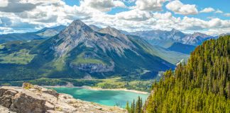 دریاچه Barrier Lake، یک مقصد تابستانی عالی
