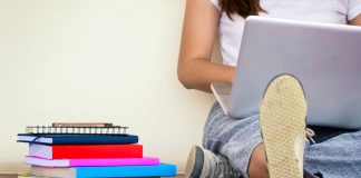 بهترین لپتاپ/تبلت برای دانشآموزان و دانشجویان