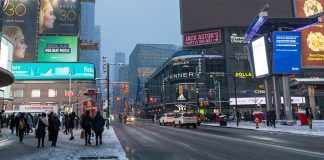 انتاریو با بیش از 10,000 مبتلا جدید کووید۱۹ در روز کریسمس رکورد زد