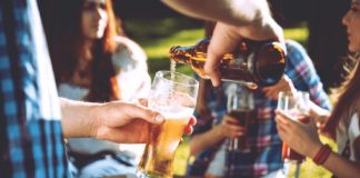 تمدید طرح آزمایشی public plaza drinking در ونکوور