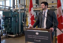 تمدید ویزای دانشجویان بینالمللی به منظور رفع کمبود نیروی کار کانادا