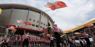 حضور پرشمار بازدیدکنندگان در Calgary stampede امسال